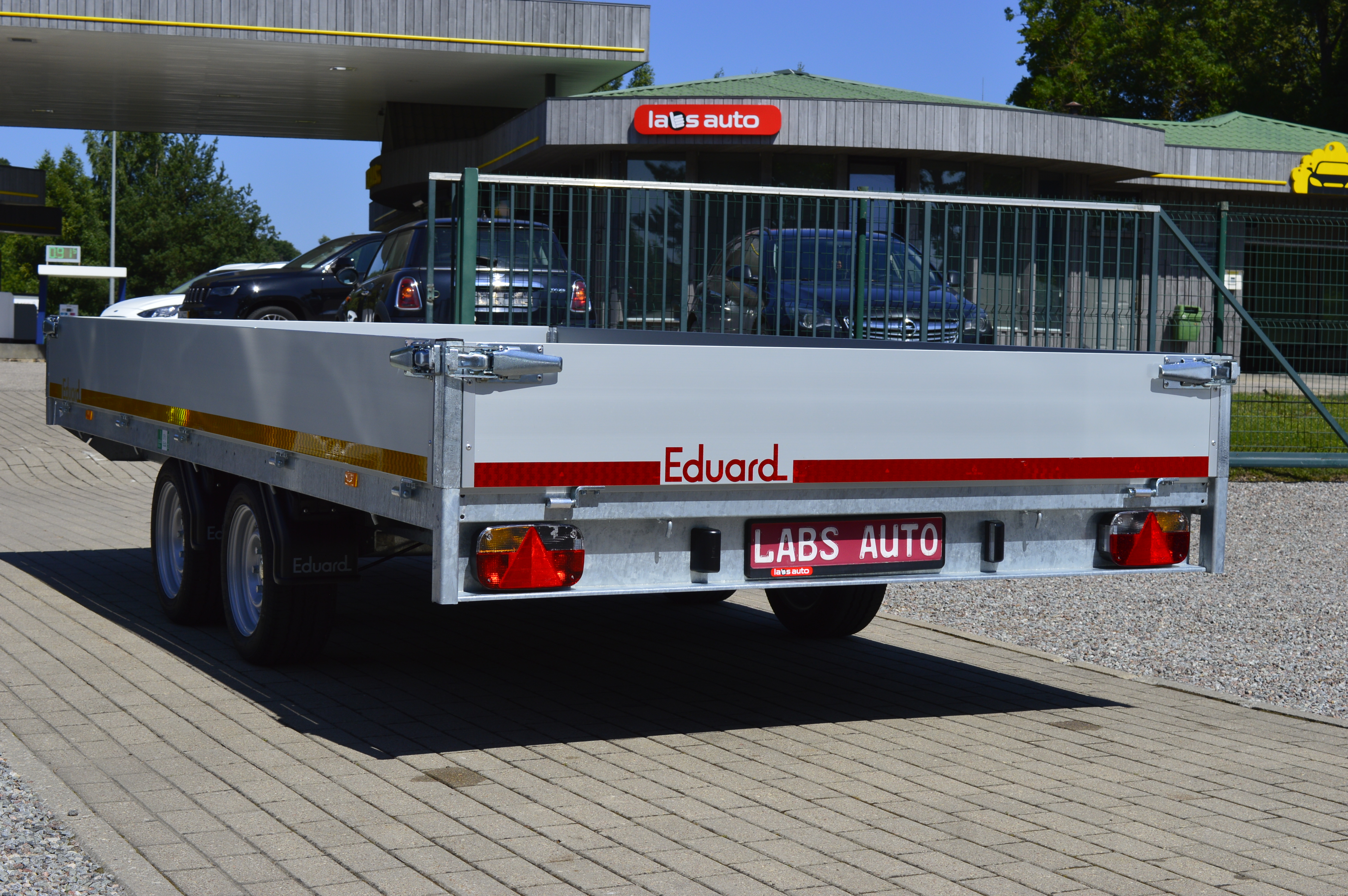 Auto